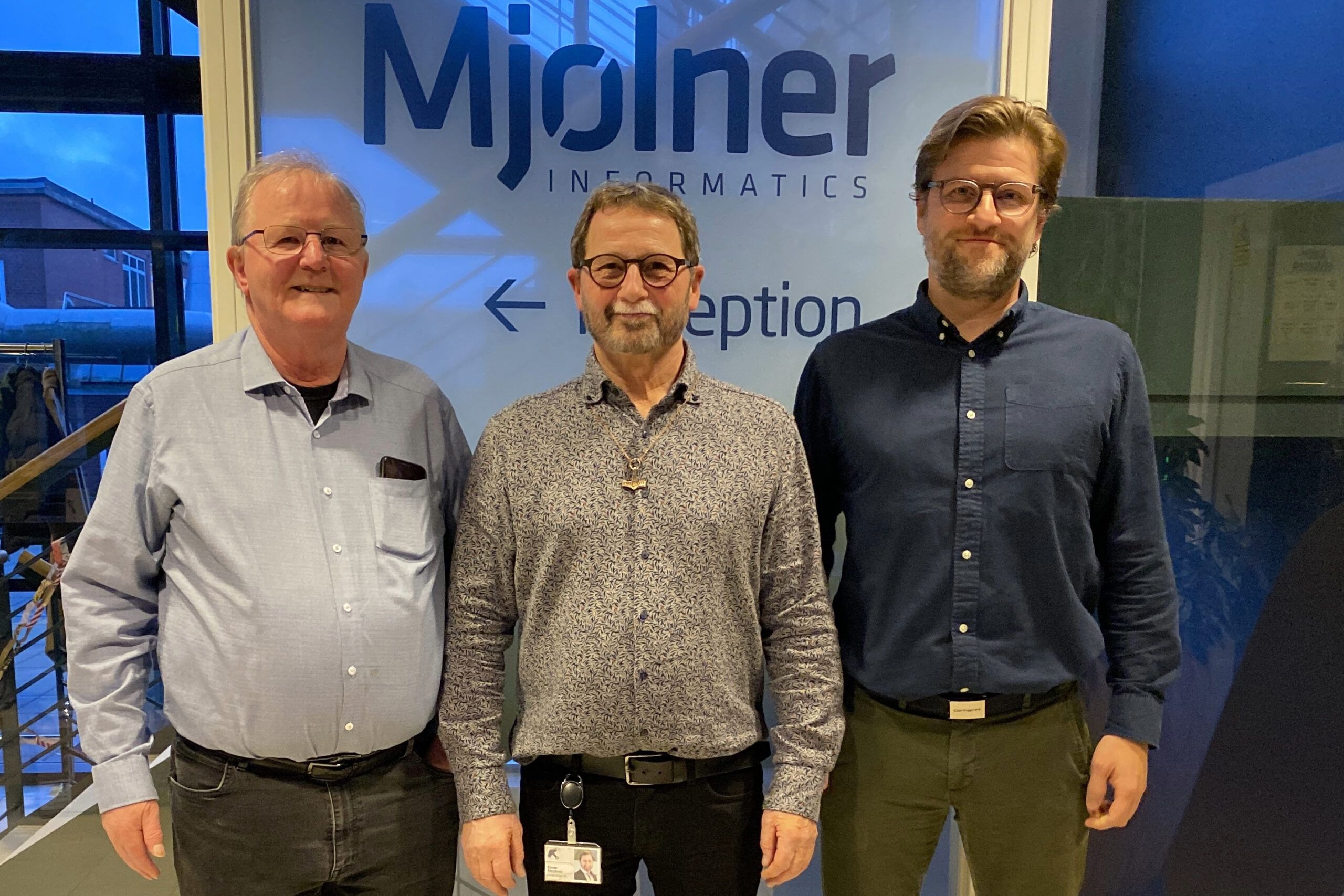 Ole Lehrmann Madsen (medstifter af Mjølner og Informatics og virksomhedens første direktør), Brian Gottorp Jeppesen (Mjølners Administrerende Direktør) og Elmer Sandvad.
